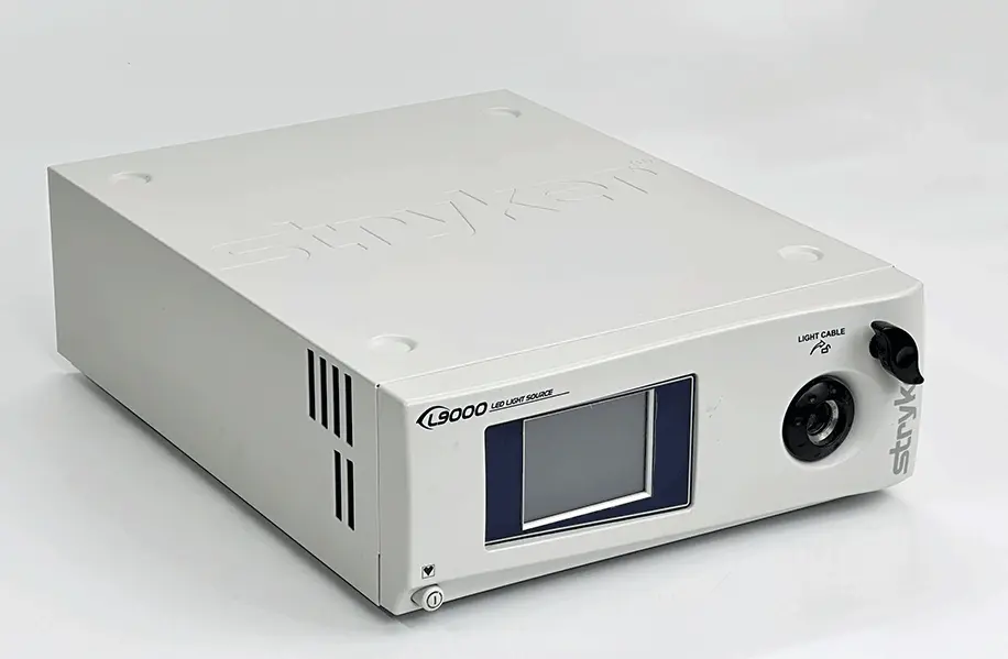 stryker portable light source for endoscope